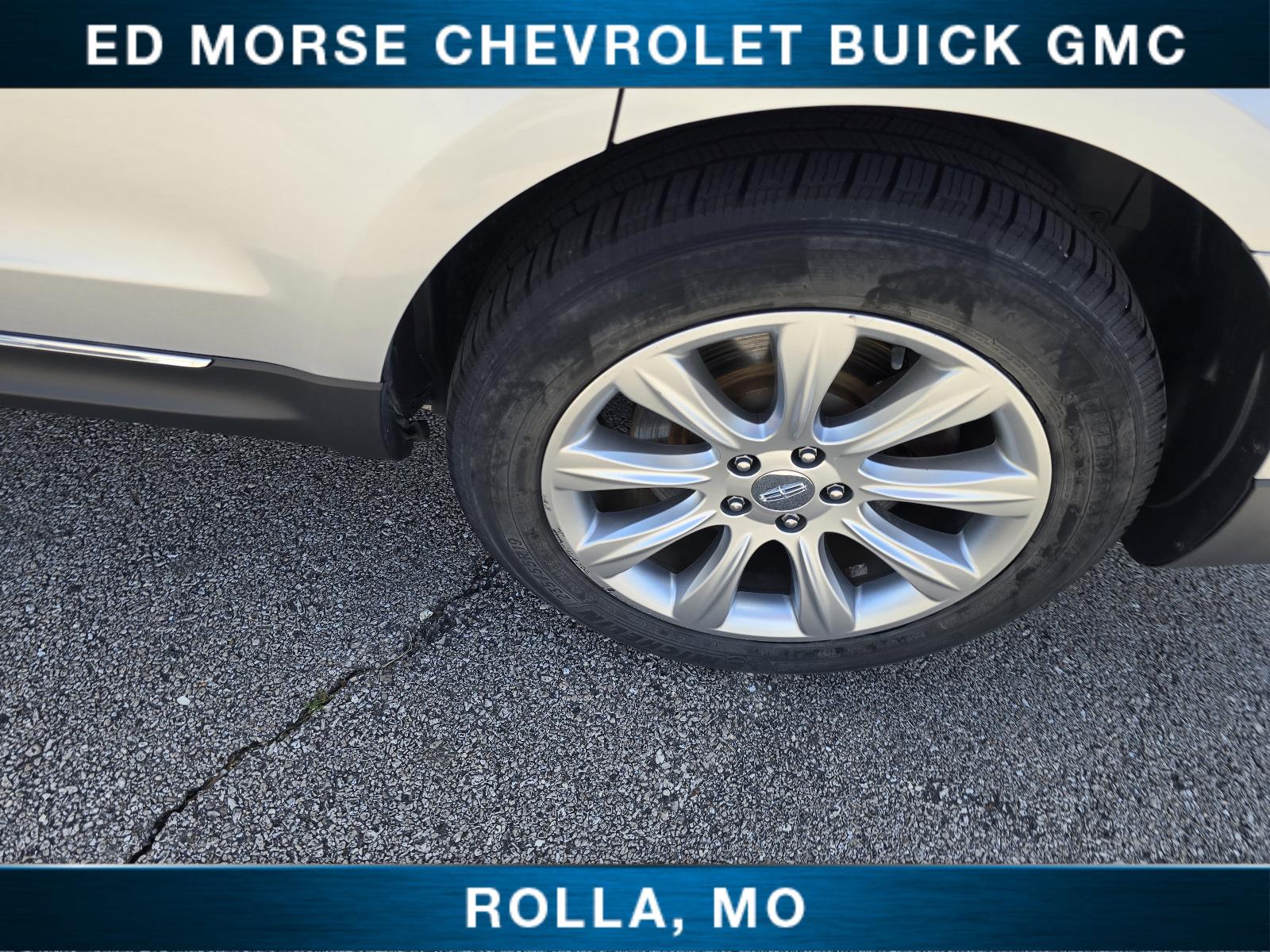 2014 Lincoln MKT Vehicle Photo in Rolla, MO 65401
