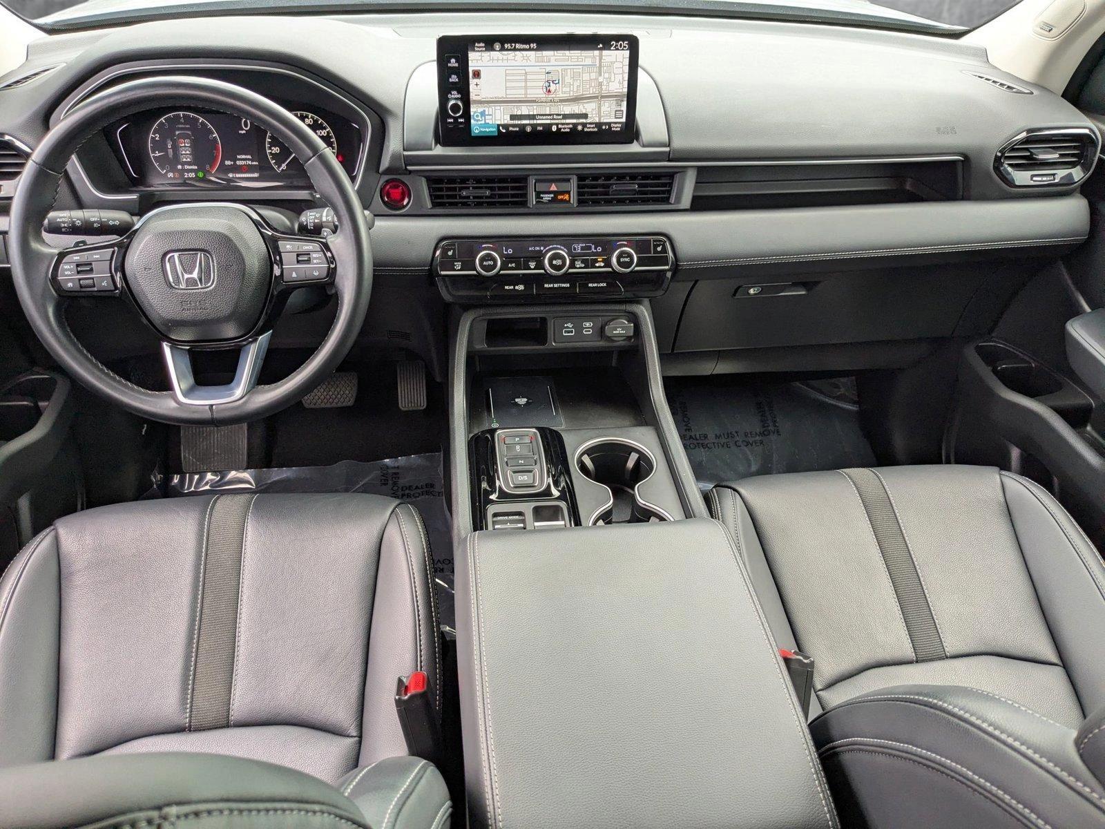 2023 Honda Pilot Vehicle Photo in Miami, FL 33015