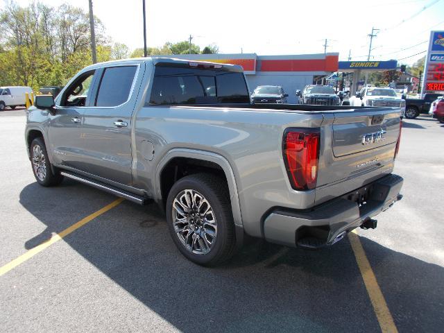2025 GMC Sierra 1500 Vehicle Photo in LOWELL, MA 01852-4336