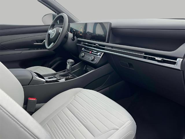 2025 Hyundai SANTA CRUZ Vehicle Photo in Green Bay, WI 54304