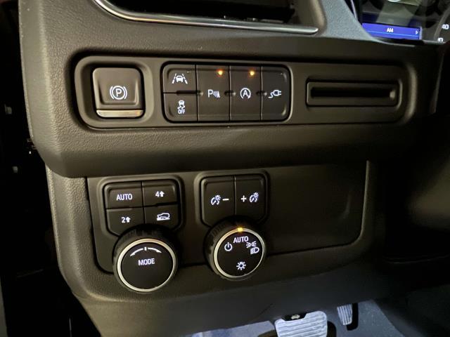 2021 Chevrolet Suburban Vehicle Photo in Roslyn, NY 11576