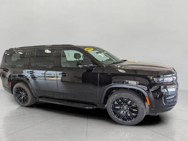 2025 Jeep Wagoneer Vehicle Photo in Oshkosh, WI 54901
