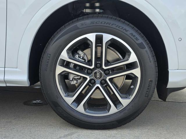 2025 Audi Q5 Vehicle Photo in SUGAR LAND, TX 77478