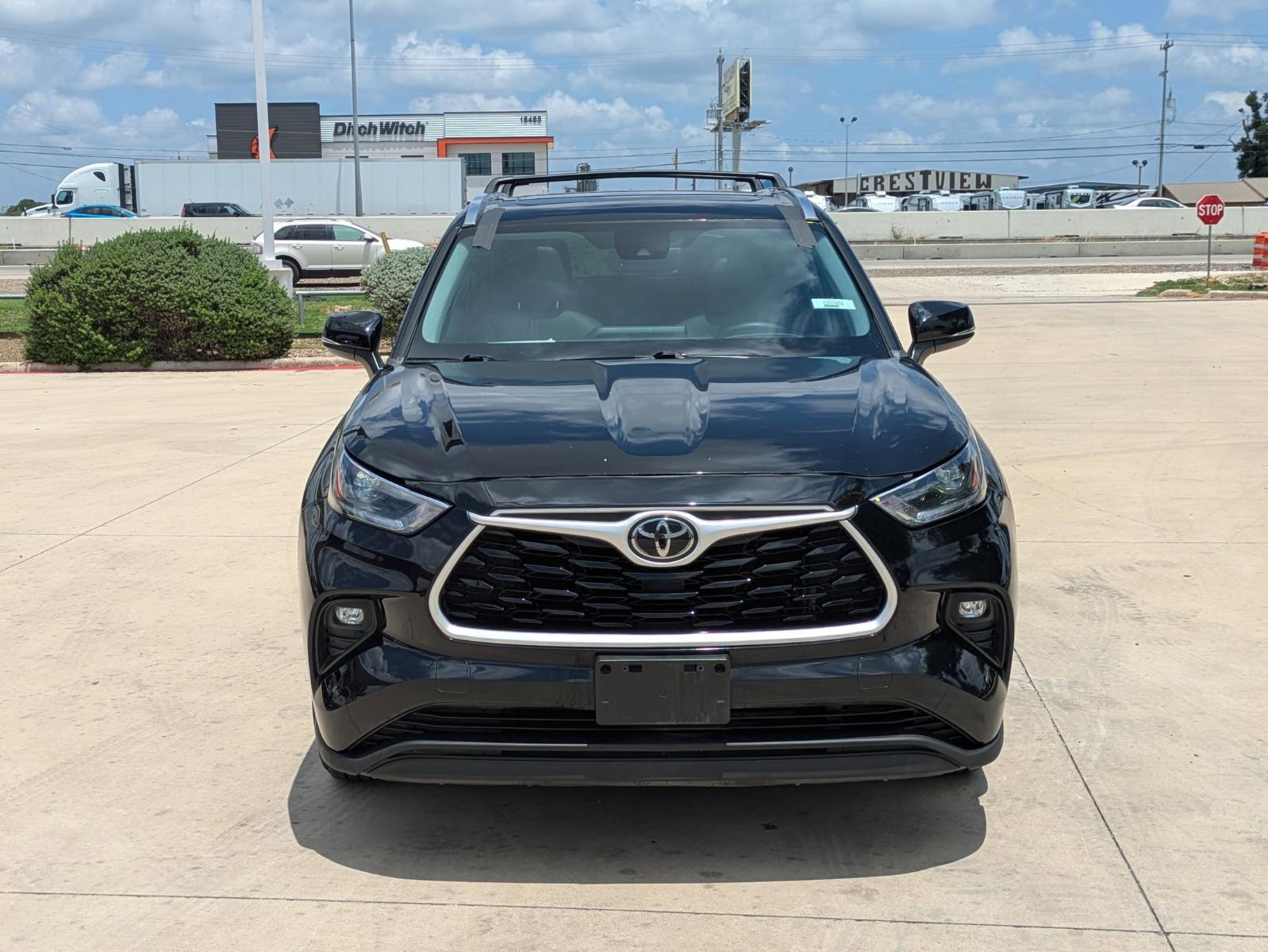 2021 Toyota Highlander Vehicle Photo in SELMA, TX 78154-1460