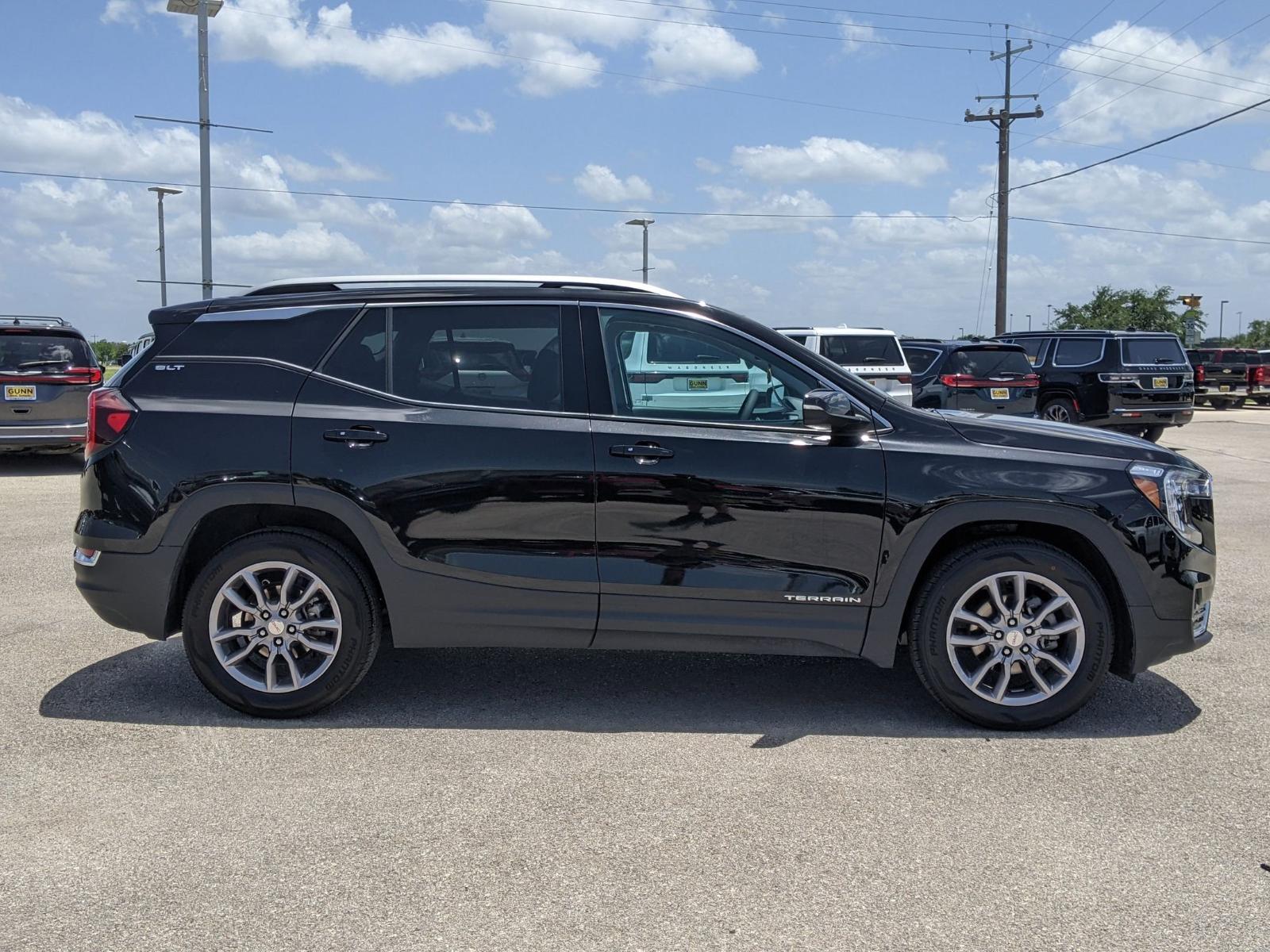 2024 GMC Terrain Vehicle Photo in Seguin, TX 78155