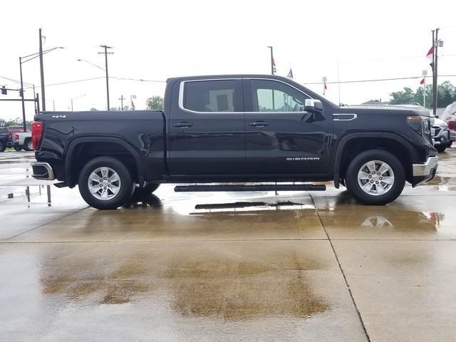 2024 GMC Sierra 1500 Vehicle Photo in ELYRIA, OH 44035-6349