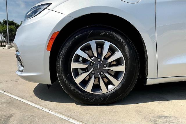 2024 Chrysler Pacifica Vehicle Photo in San Antonio, TX 78230
