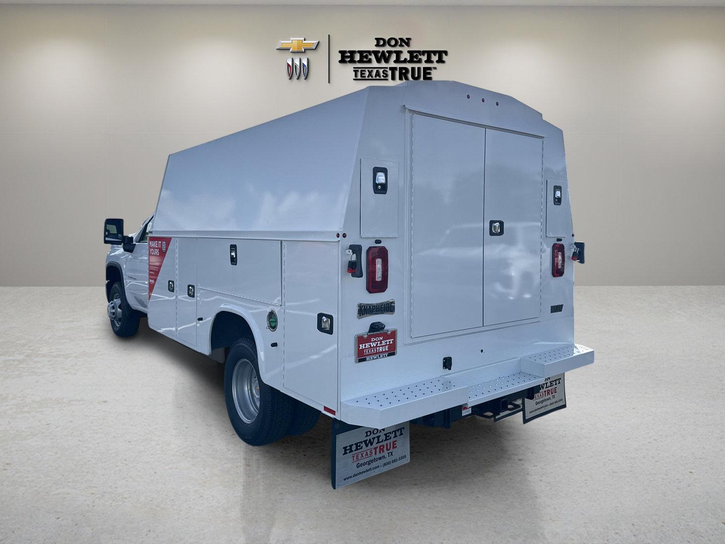 2025 Chevrolet Silverado 3500 HD Chassis Cab Vehicle Photo in GEORGETOWN, TX 78626-7508