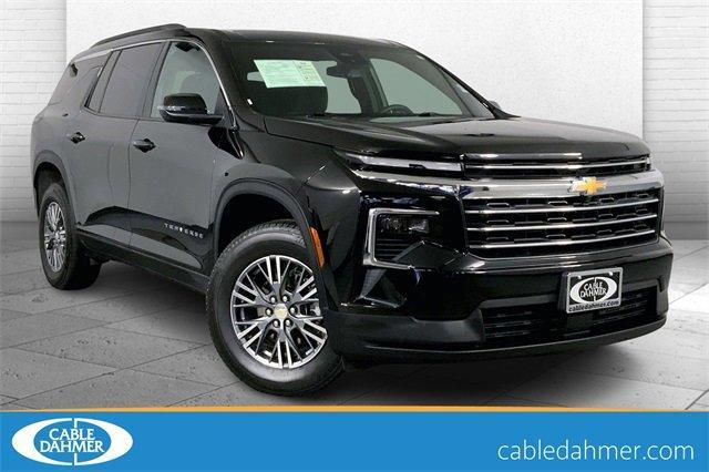 2025 Chevrolet Traverse Vehicle Photo in INDEPENDENCE, MO 64055-1314