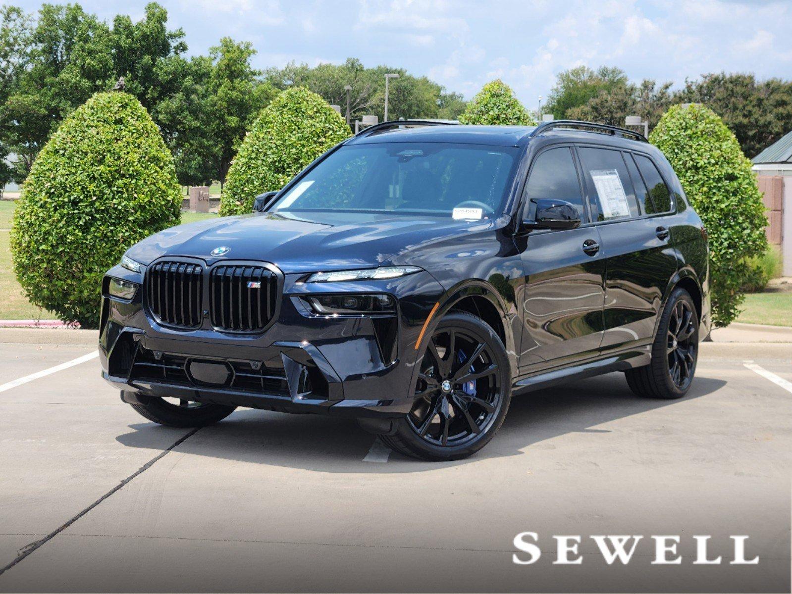 2025 BMW X7 M60i Vehicle Photo in PLANO, TX 75024