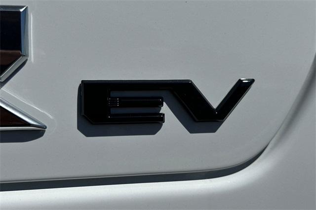 2025 GMC HUMMER EV Pickup Vehicle Photo in ELK GROVE, CA 95757-8703