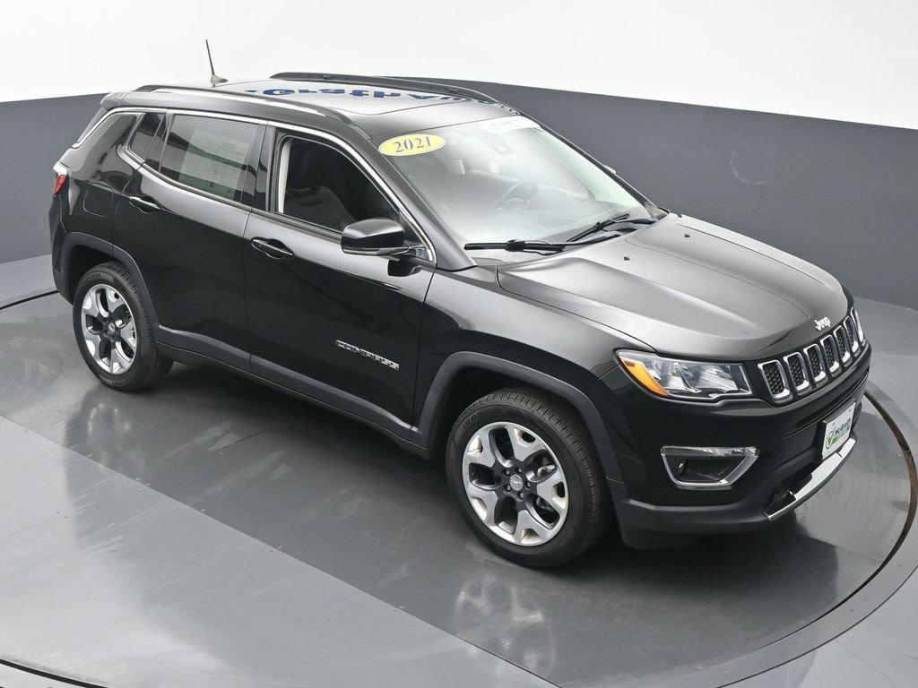 2021 Jeep Compass Vehicle Photo in Marion, IA 52302