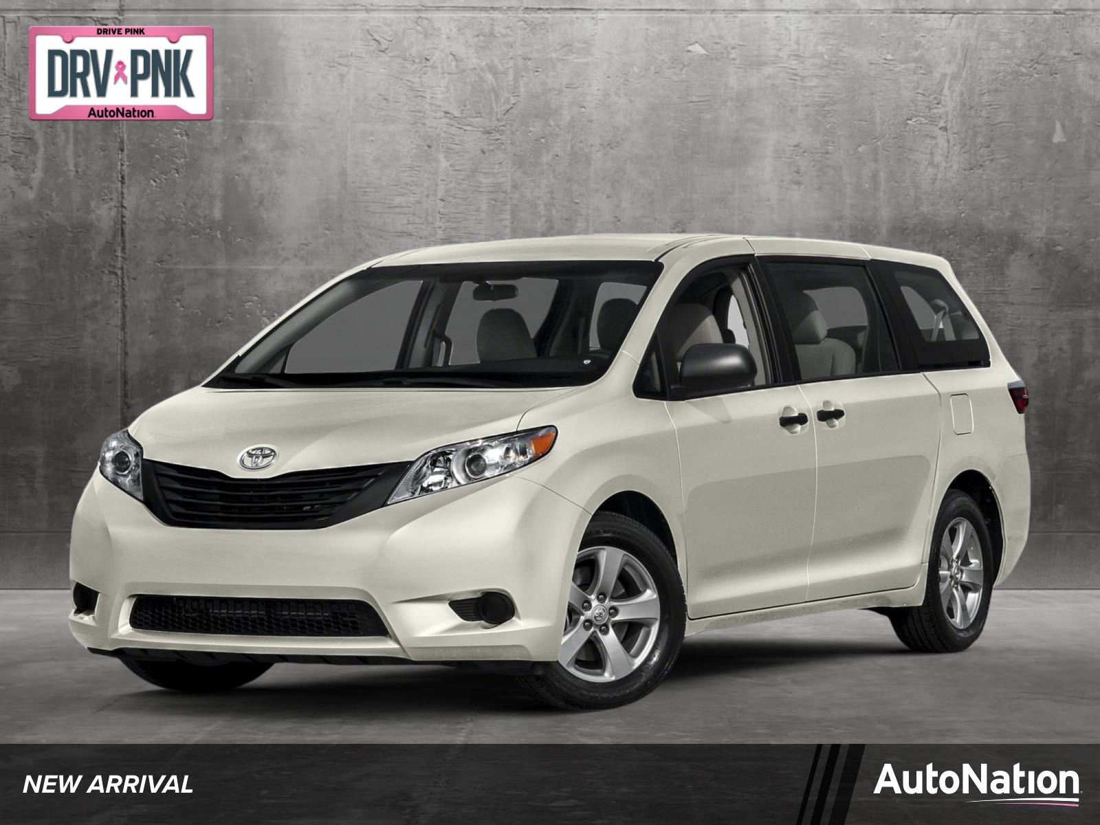 2015 Toyota Sienna Vehicle Photo in Davie, FL 33331