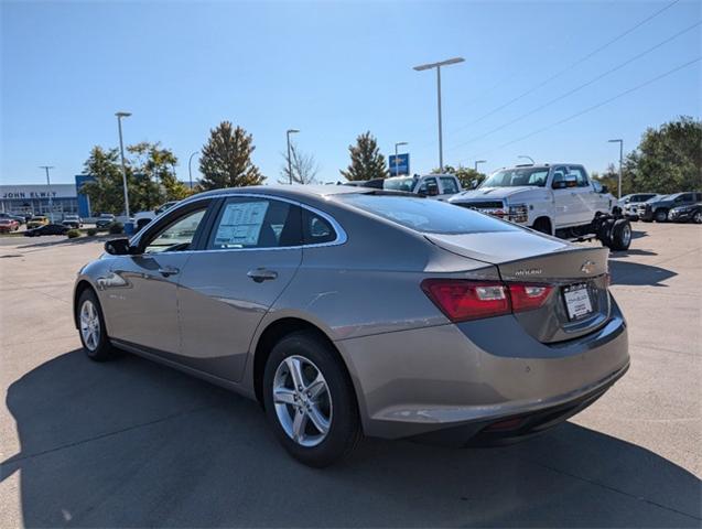 2025 Chevrolet Malibu Vehicle Photo in ENGLEWOOD, CO 80113-6708