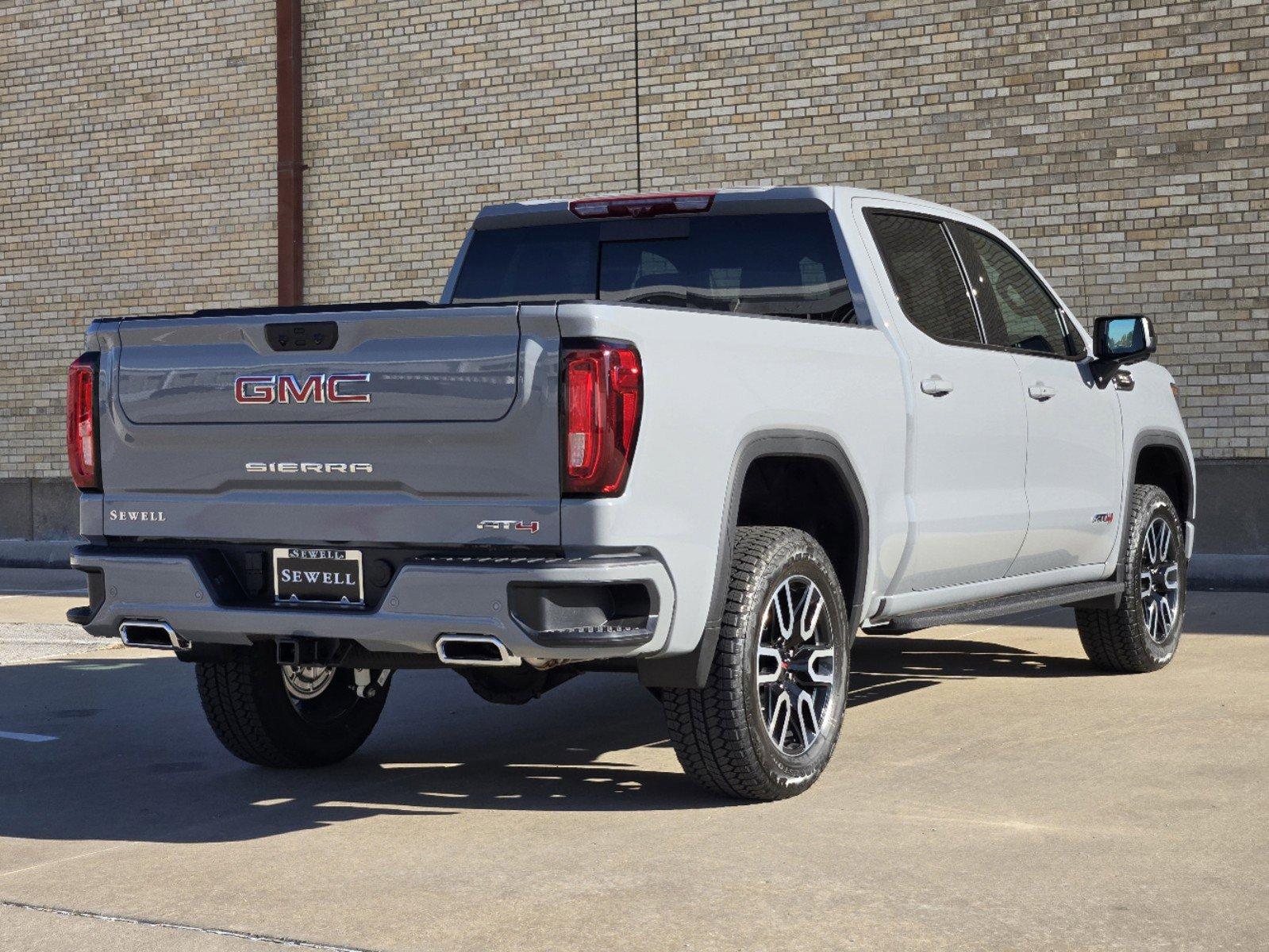 2025 GMC Sierra 1500 Vehicle Photo in DALLAS, TX 75209-3016