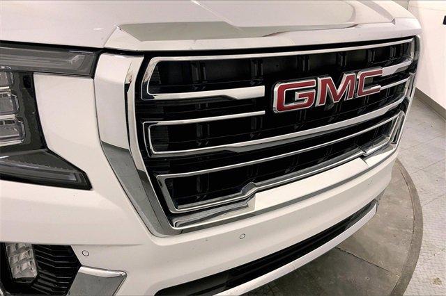 2024 GMC Yukon XL Vehicle Photo in KANSAS CITY, MO 64114-4502