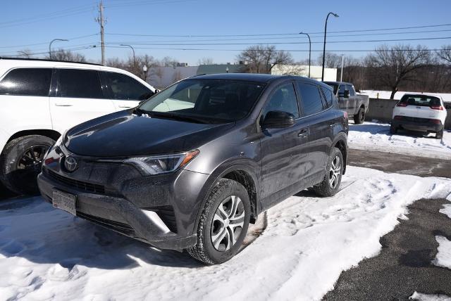 2017 Toyota RAV4 Vehicle Photo in Akron, OH 44312