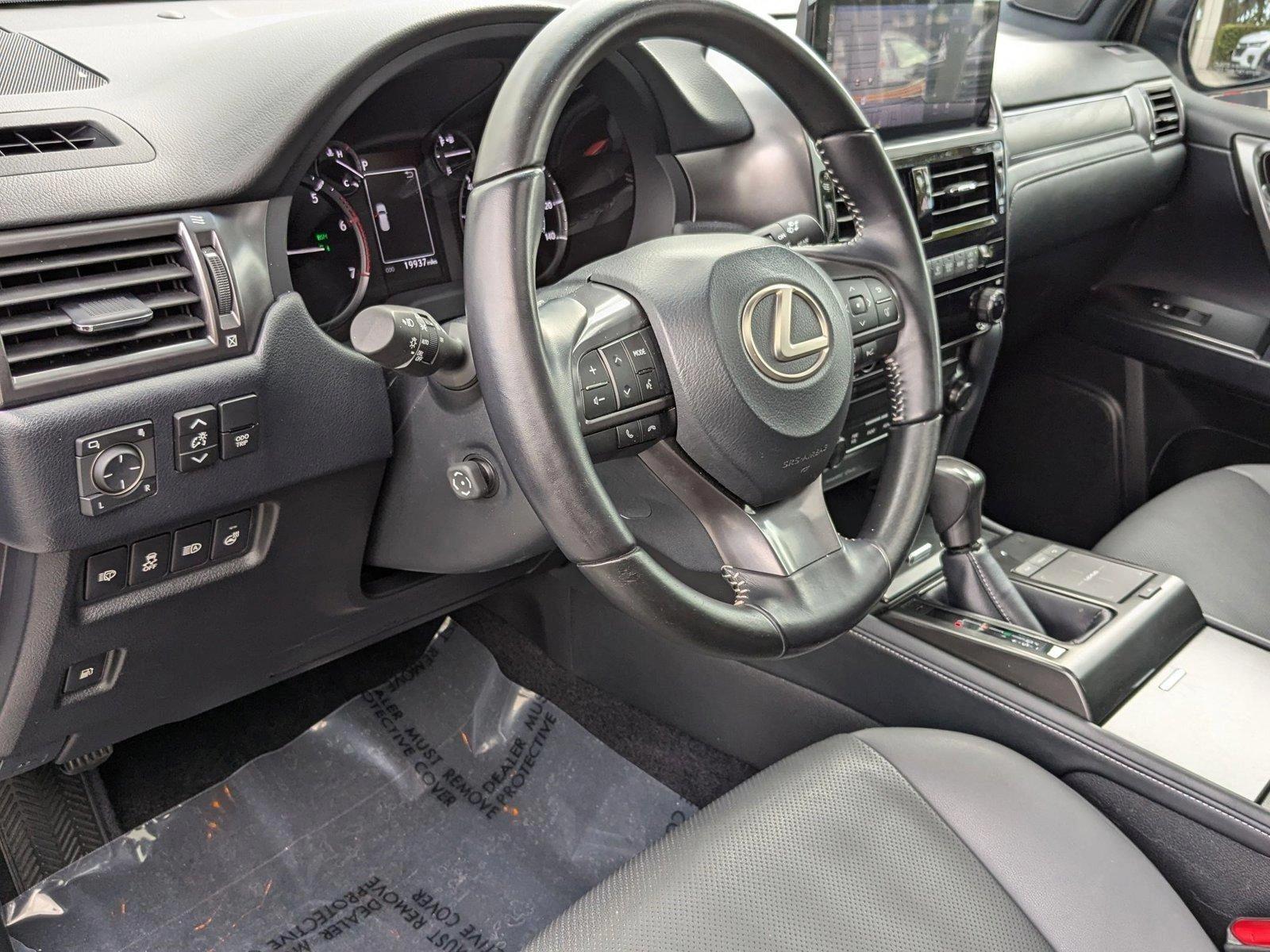 2022 Lexus GX 460 Vehicle Photo in Miami, FL 33015