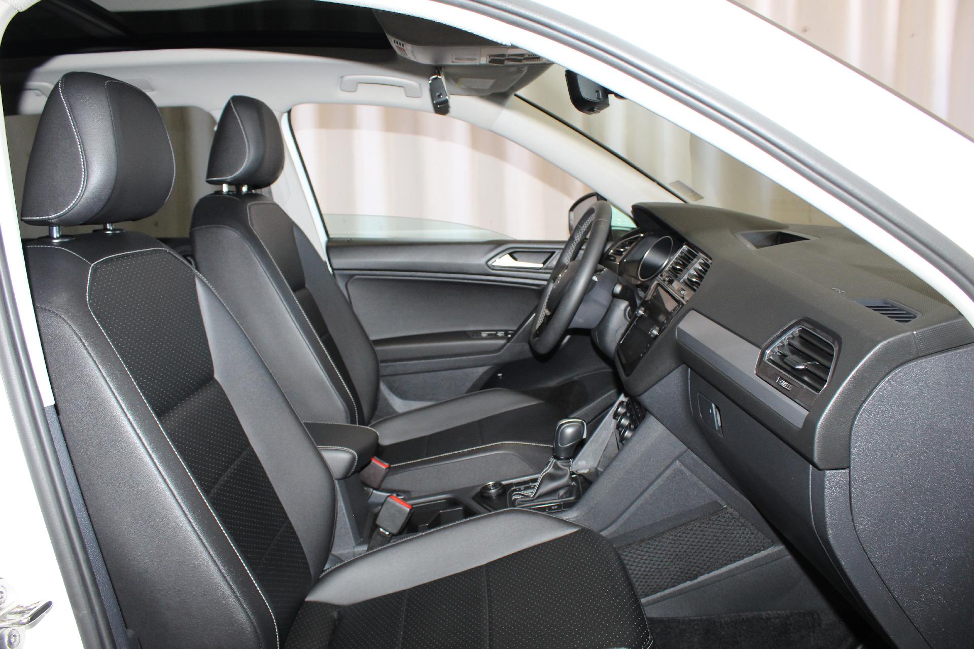2021 Volkswagen Tiguan Vehicle Photo in NORTHAMPTON, MA 01060-1120