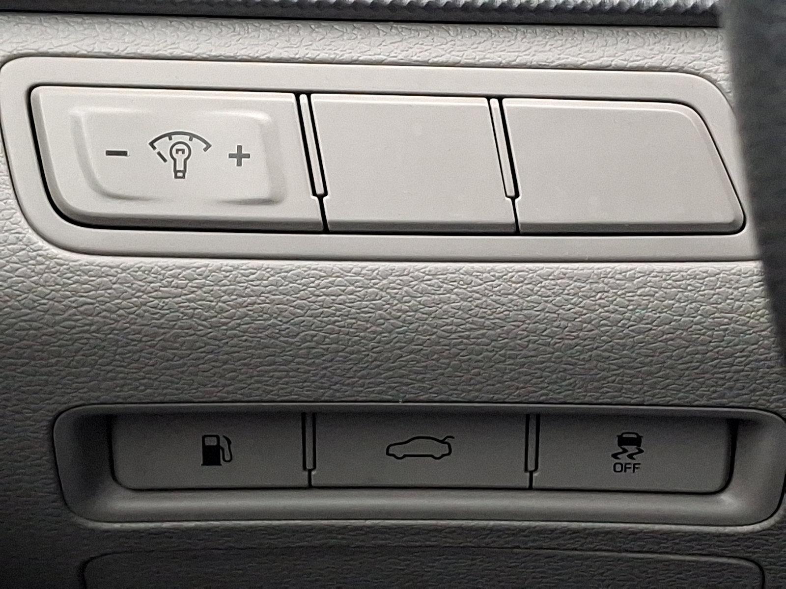 2016 Hyundai SONATA Vehicle Photo in Harrisburg, PA 17111