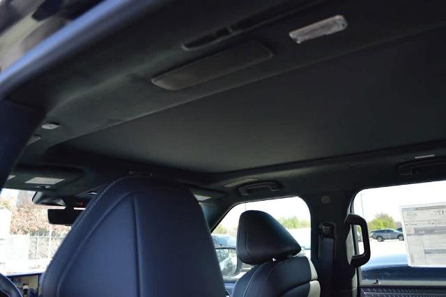 2025 INFINITI QX80 Vehicle Photo in Houston, TX 77090