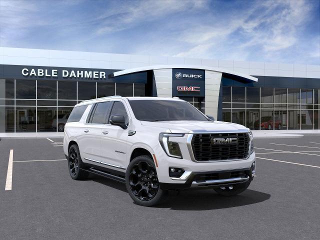 2025 GMC Yukon XL Vehicle Photo in TOPEKA, KS 66609-0000