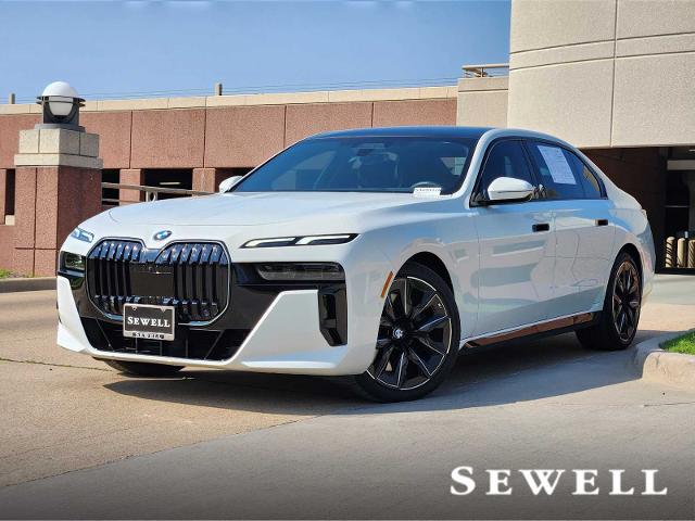 2024 BMW 740i xDrive Vehicle Photo in PLANO, TX 75024