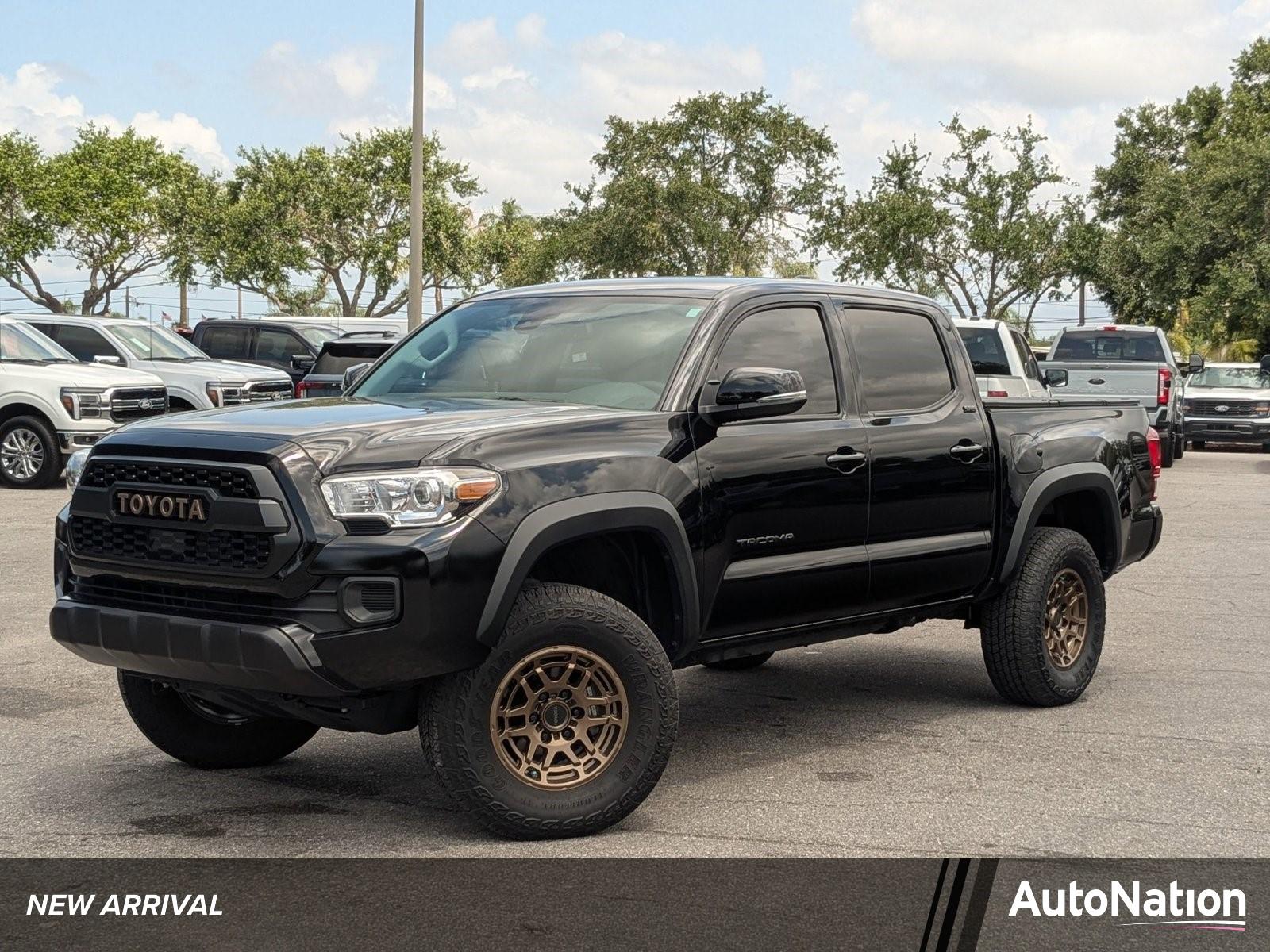 2023 Toyota Tacoma 4WD Vehicle Photo in St. Petersburg, FL 33713
