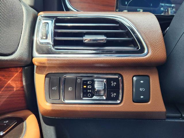 2023 Lincoln Navigator L Vehicle Photo in HOUSTON, TX 77079