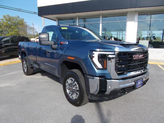 2025 GMC Sierra 3500HD Vehicle Photo in LOWELL, MA 01852-4336