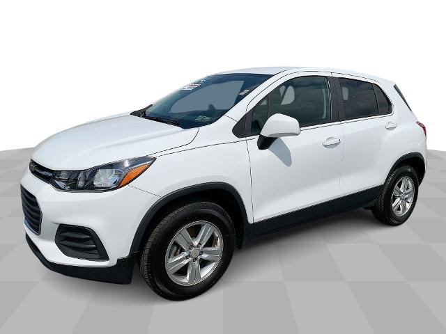 2022 Chevrolet Trax Vehicle Photo in MOON TOWNSHIP, PA 15108-2571