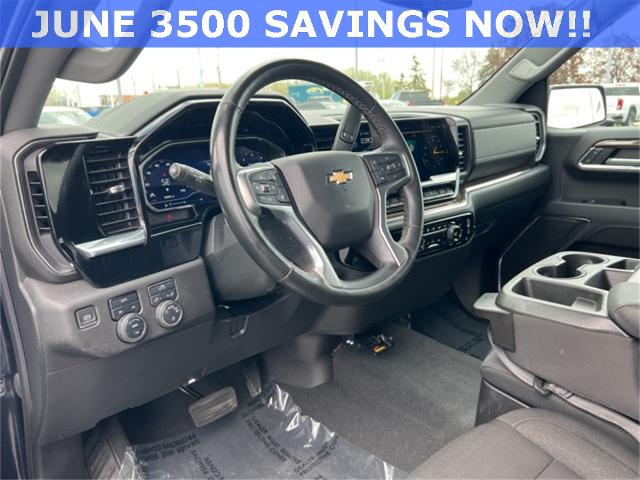 2023 Chevrolet Silverado 1500 Vehicle Photo in GREEN BAY, WI 54304-5303