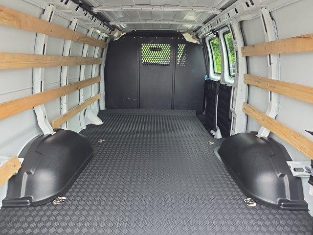 2023 Chevrolet Express Cargo Van Vehicle Photo in Pleasant Hills, PA 15236