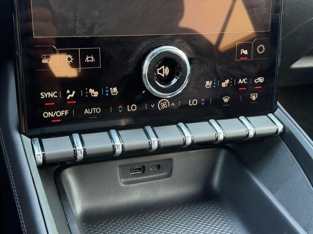2026 GMC Terrain Vehicle Photo in COLUMBIA, MO 65203-3903