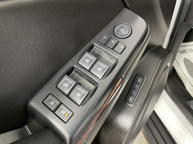 2018 GMC Yukon Vehicle Photo in GILBERT, AZ 85297-0402