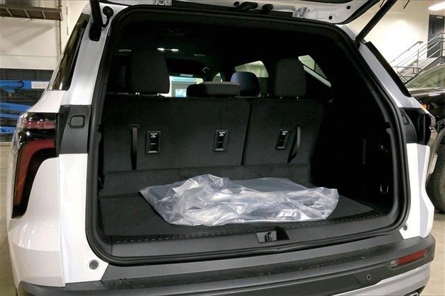 2025 Chevrolet Traverse Vehicle Photo in KANSAS CITY, MO 64114-4502