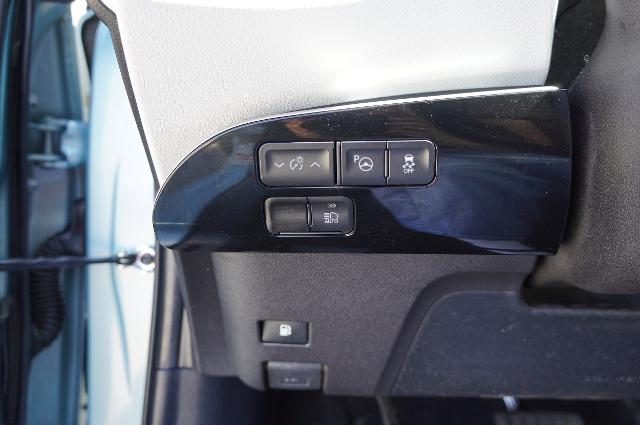 2020 Toyota Prius Vehicle Photo in Riverdale, UT 84405