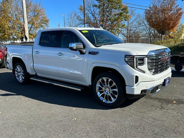 2024 GMC Sierra 1500 Vehicle Photo in LOWELL, MA 01852-4336