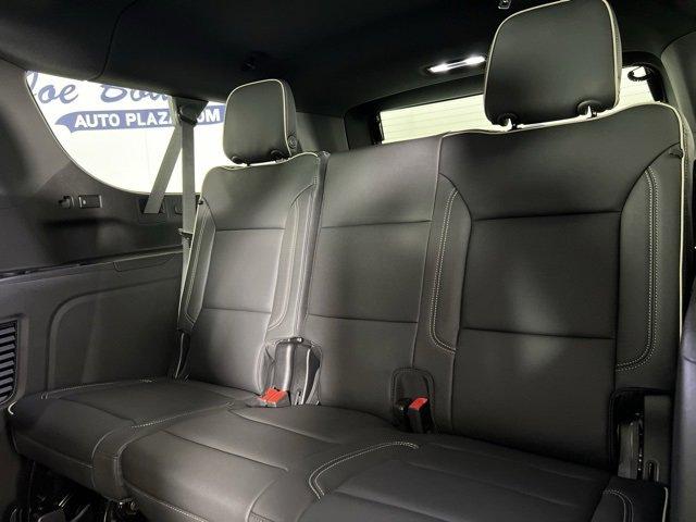 2024 Chevrolet Suburban Vehicle Photo in HARRISONBURG, VA 22801-8763
