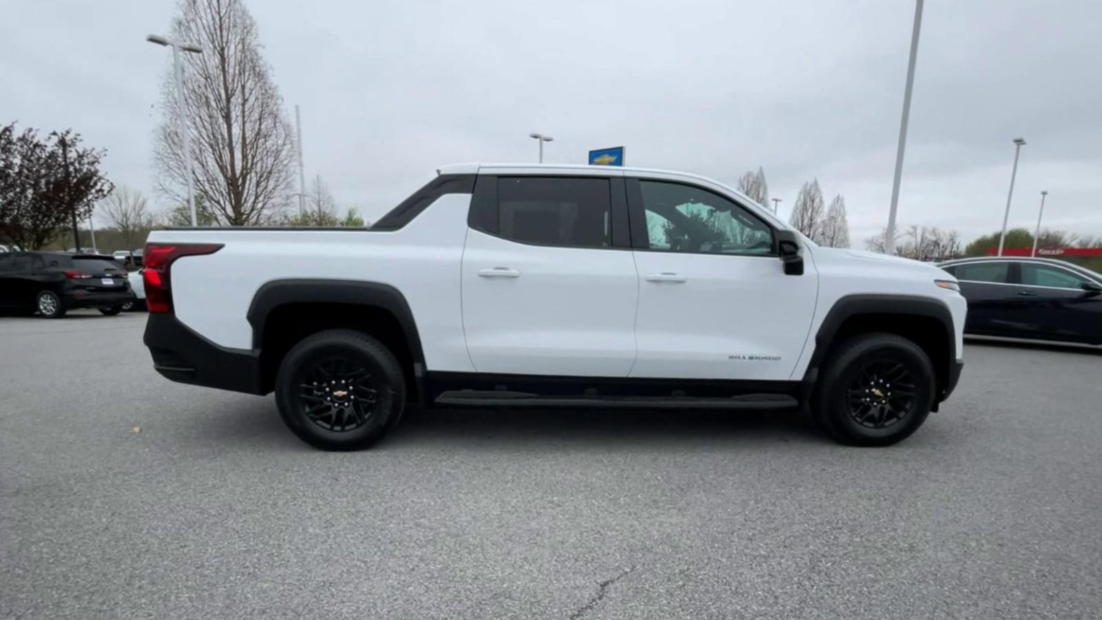 2024 Chevrolet Silverado EV Vehicle Photo in BENTONVILLE, AR 72712-4322