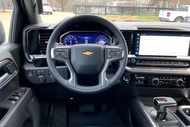 2025 Chevrolet Silverado 1500 Vehicle Photo in KANSAS CITY, MO 64114-4502