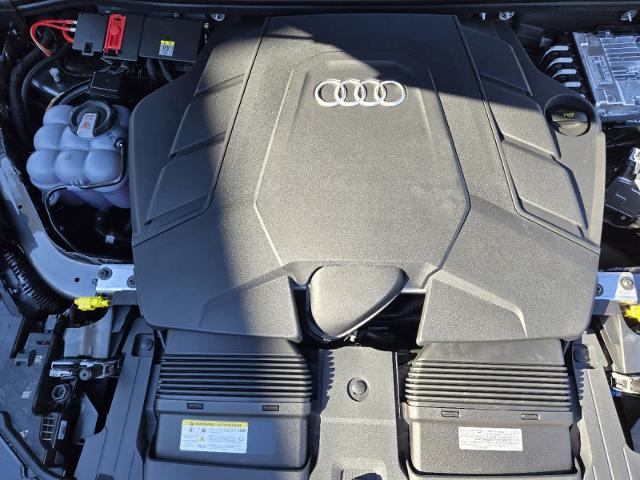 2025 Audi Q7 Vehicle Photo in SUGAR LAND, TX 77478