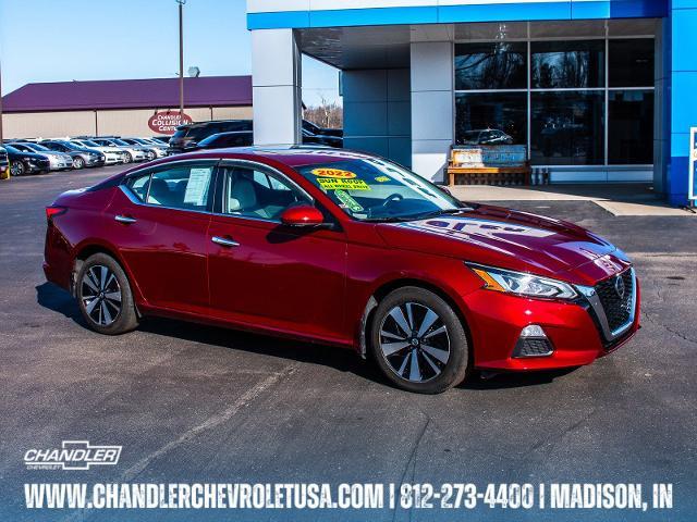 2022 Nissan Altima Vehicle Photo in MADISON, IN 47250-1611
