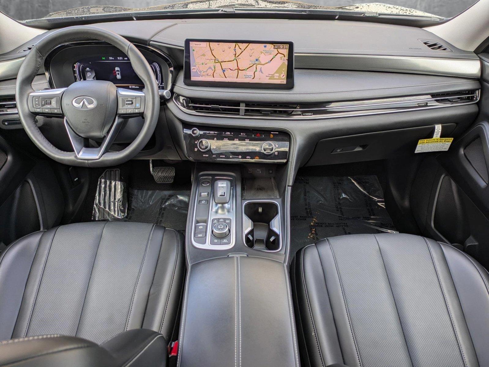 2024 INFINITI QX60 Vehicle Photo in Tustin, CA 92782