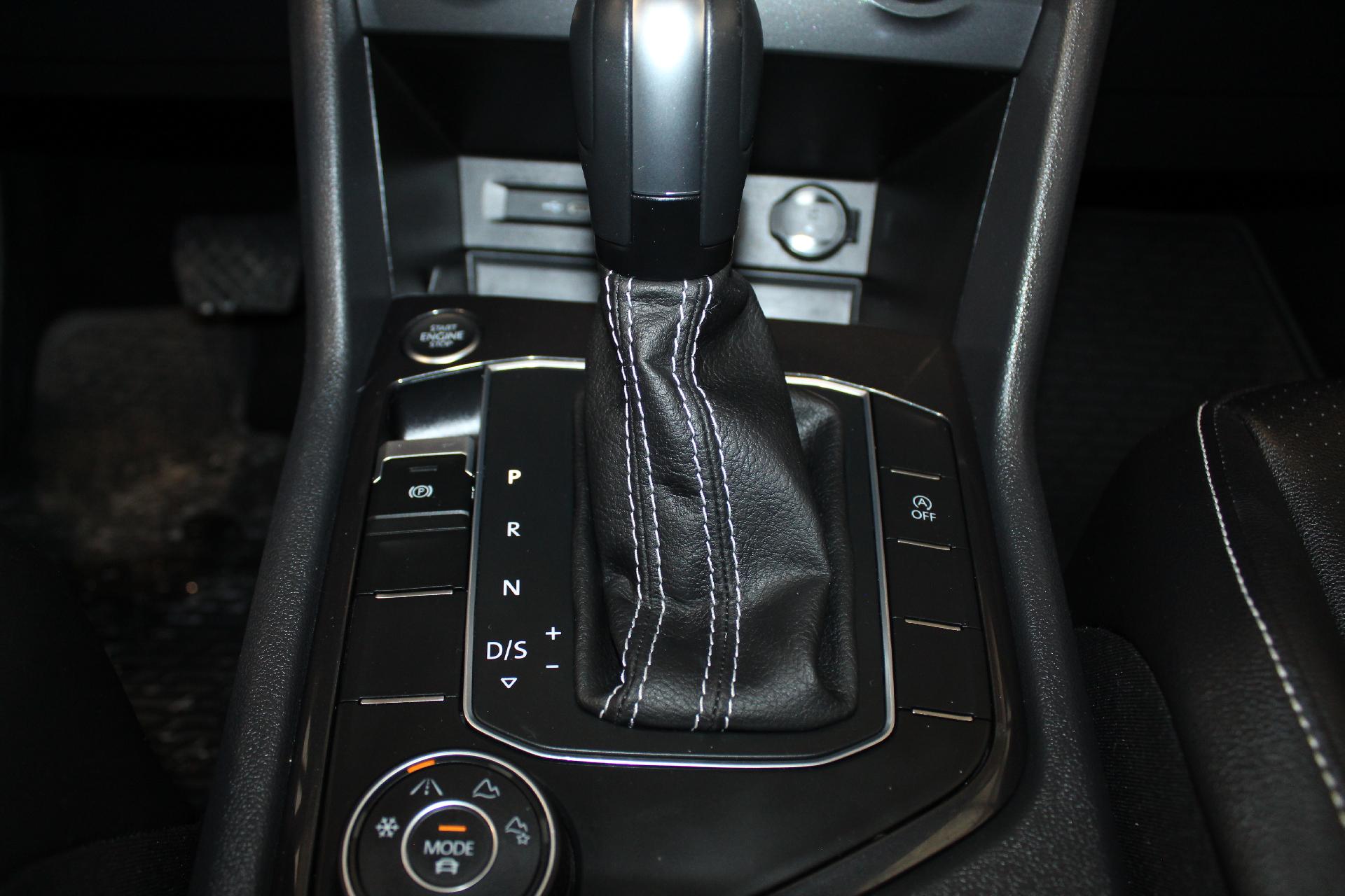 2021 Volkswagen Tiguan Vehicle Photo in NORTHAMPTON, MA 01060-1120