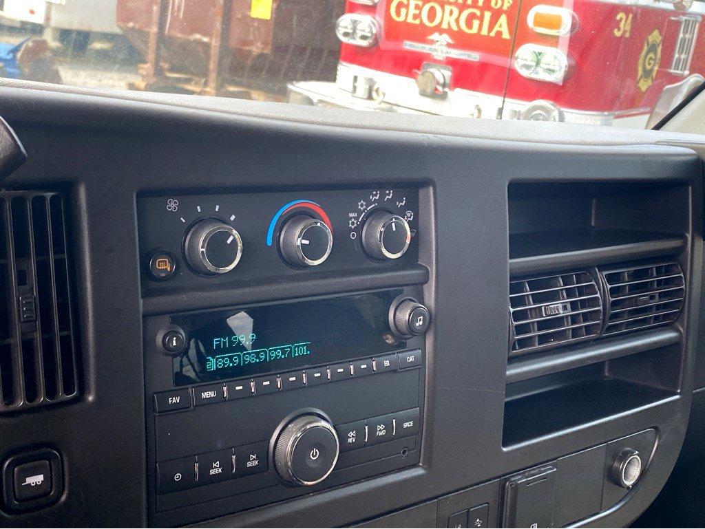 2020 Chevrolet Express Passenger Vehicle Photo in SAVANNAH, GA 31406-4513
