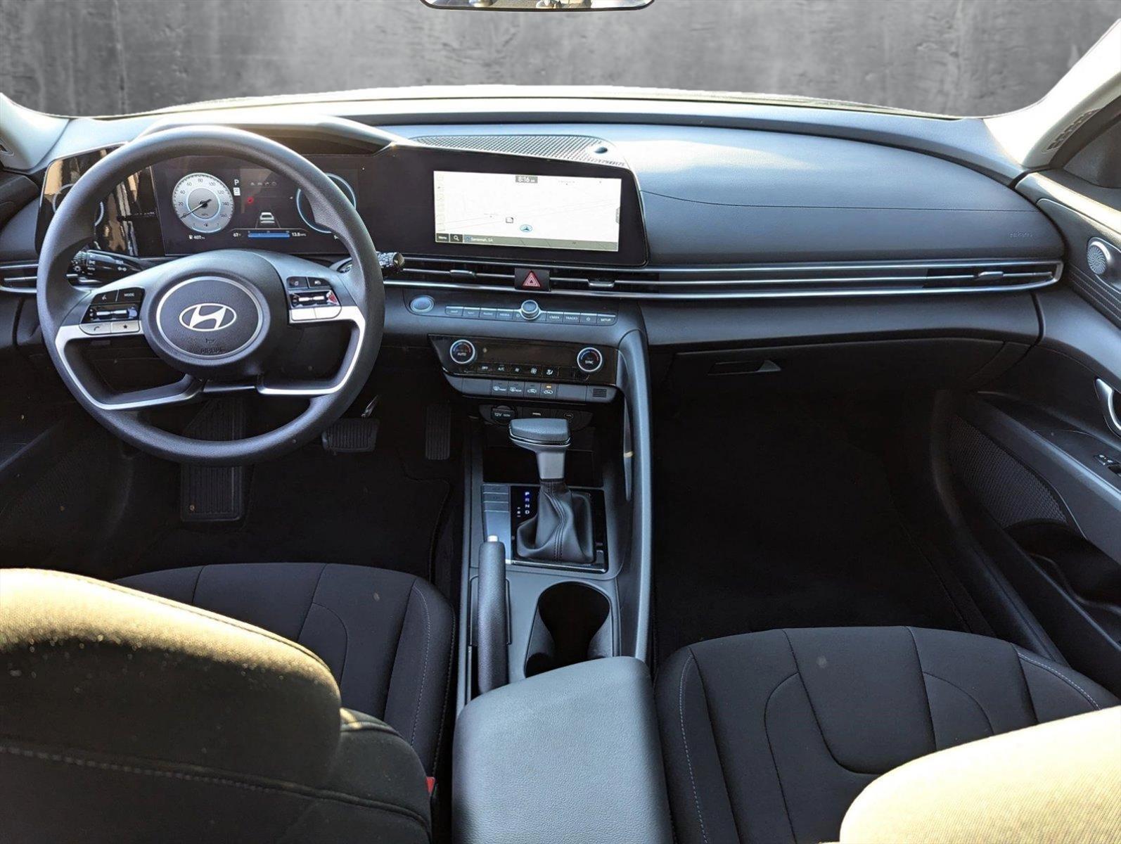 2024 Hyundai ELANTRA Vehicle Photo in Memphis, TN 38133