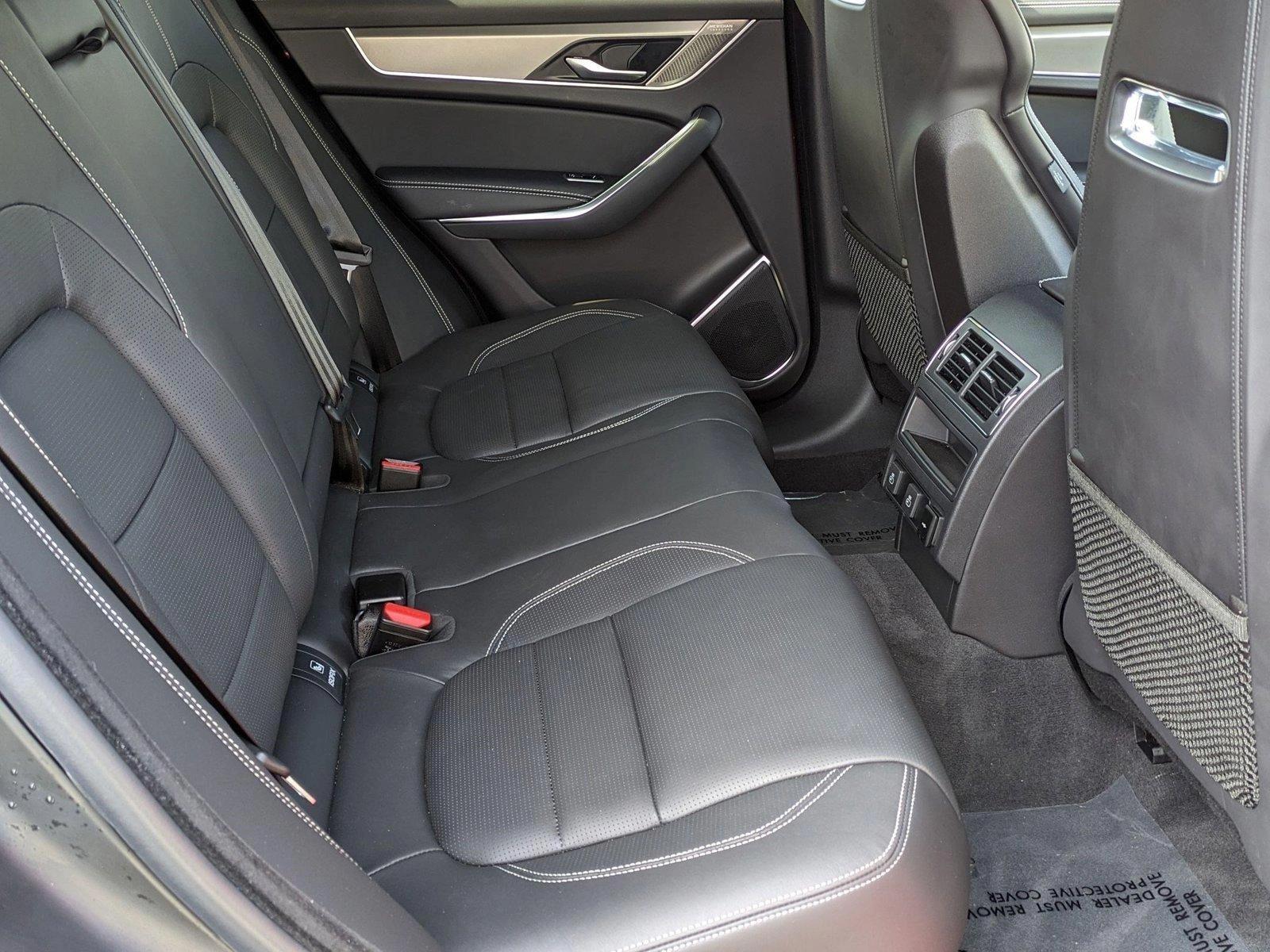2025 Jaguar F-PACE Vehicle Photo in Bethesda, MD 20852