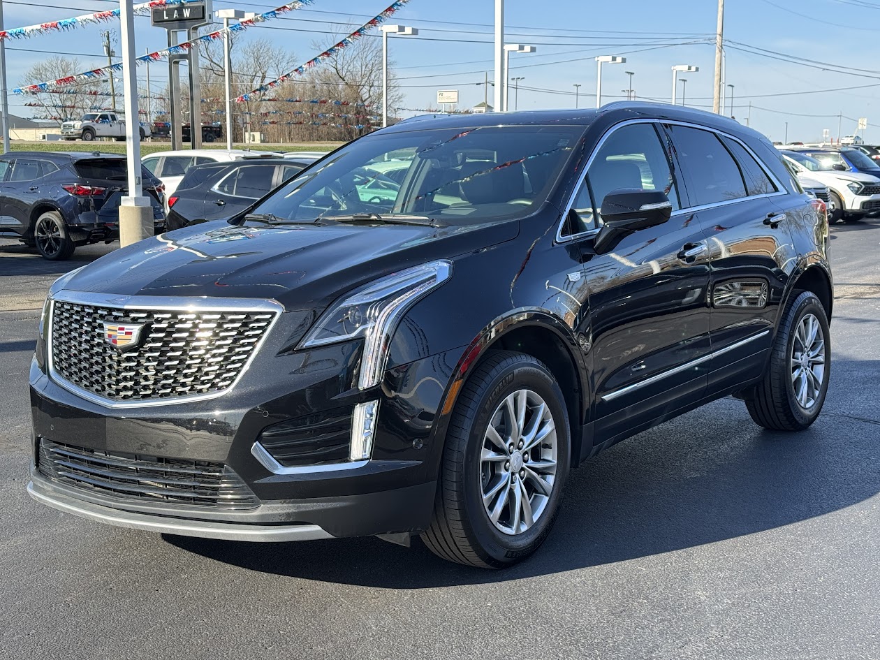 2022 Cadillac XT5 Vehicle Photo in BOONVILLE, IN 47601-9633