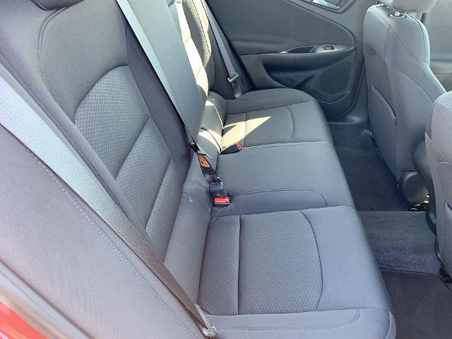 2022 Chevrolet Malibu Vehicle Photo in MOON TOWNSHIP, PA 15108-2571